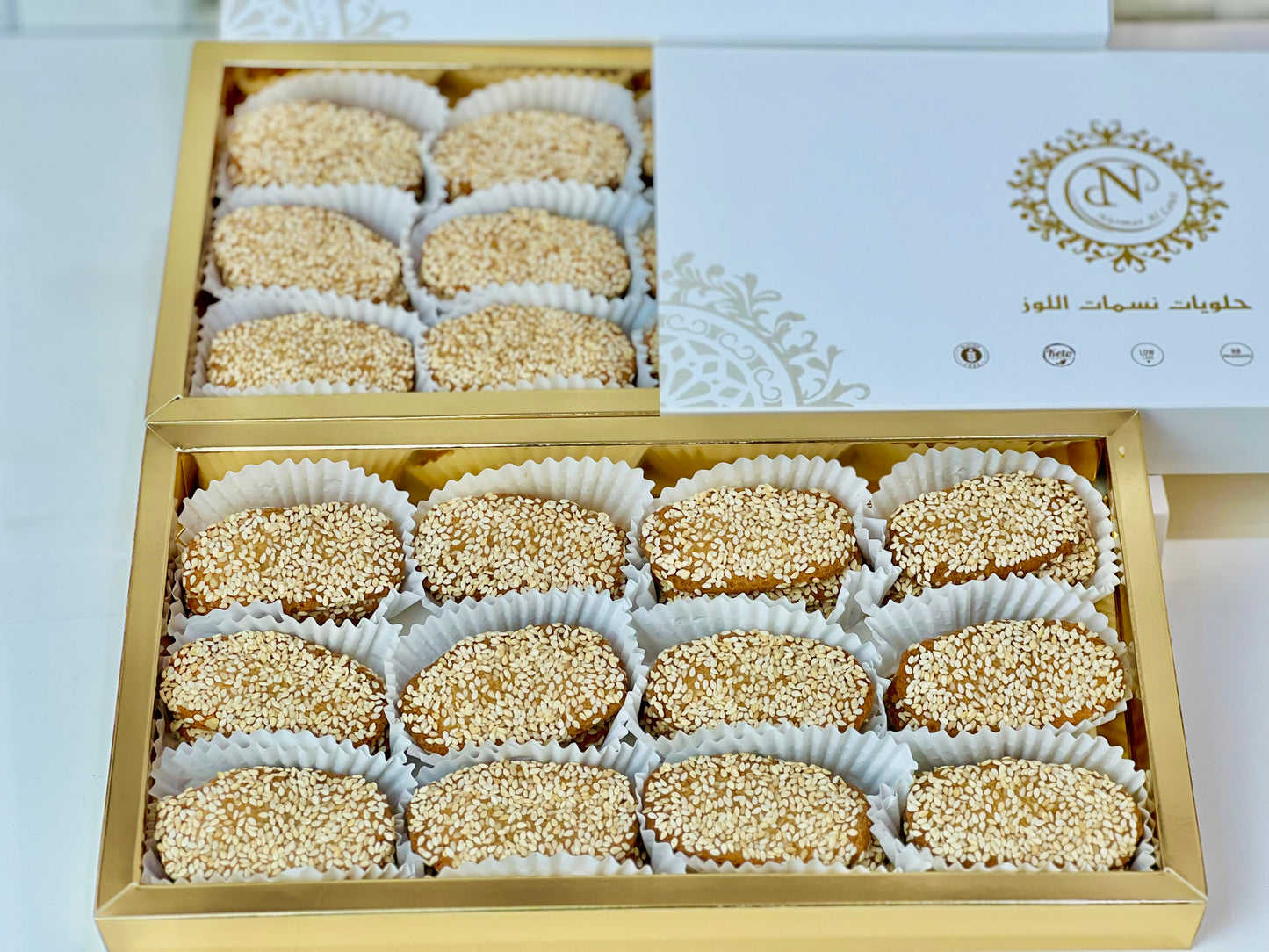 Mini Keto Tea Cakes كعك الشاي كيتو صغير